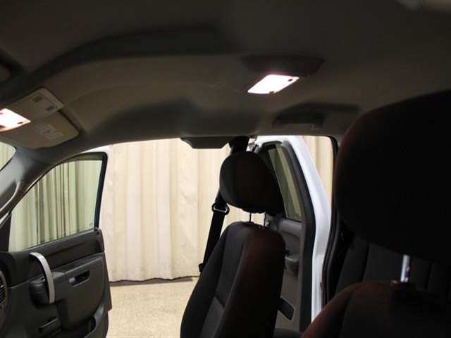 GMC Sierra 2500HD 2010 photo 19